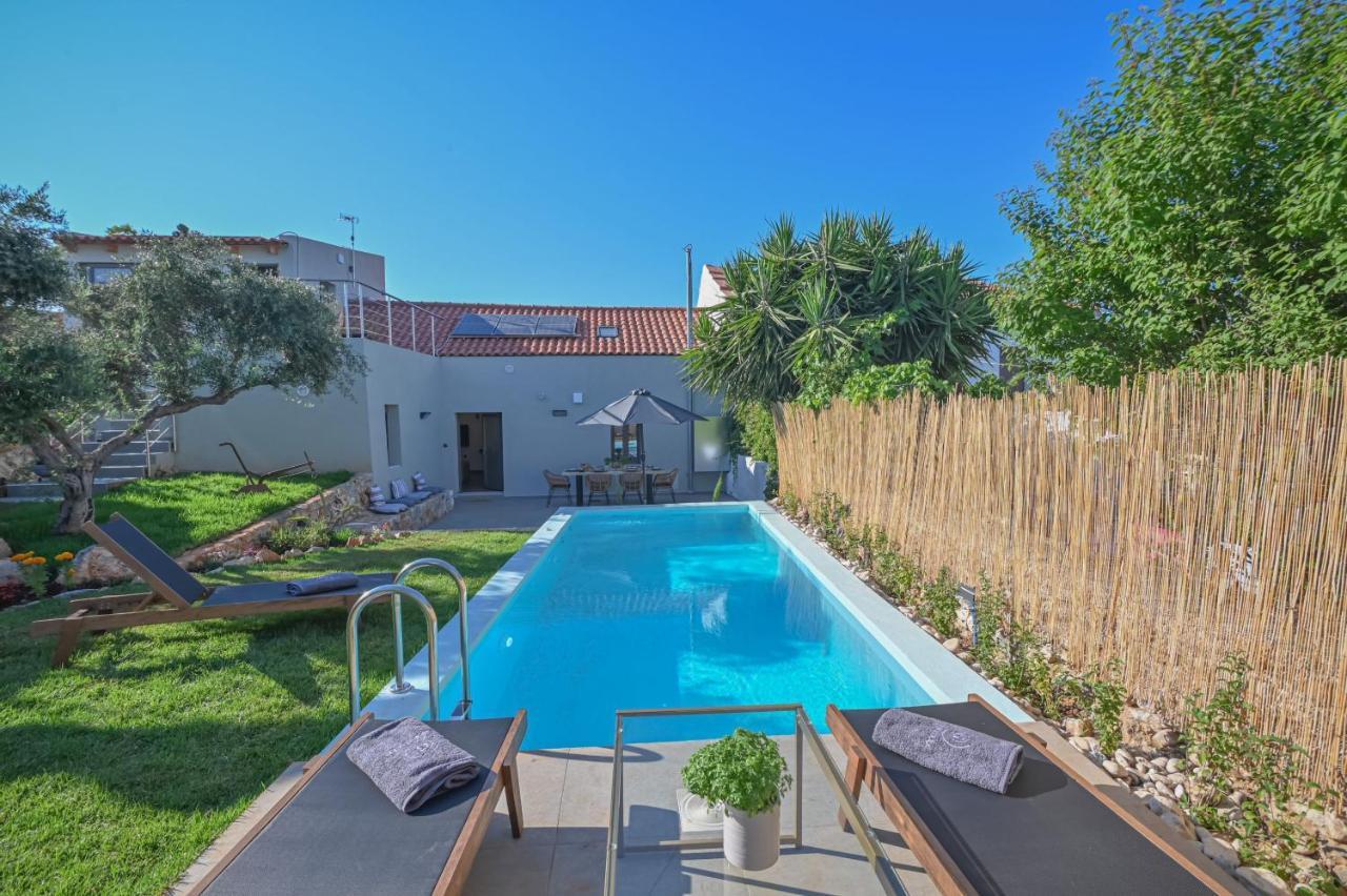 Villa Garifalia With Sauna & Hydromassage Chrissi Akti Chania Exterior foto