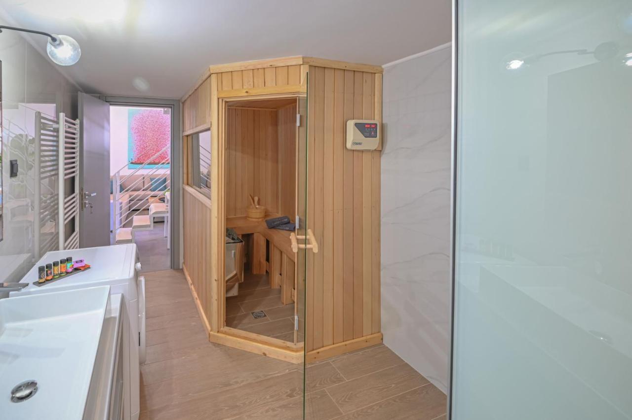 Villa Garifalia With Sauna & Hydromassage Chrissi Akti Chania Exterior foto