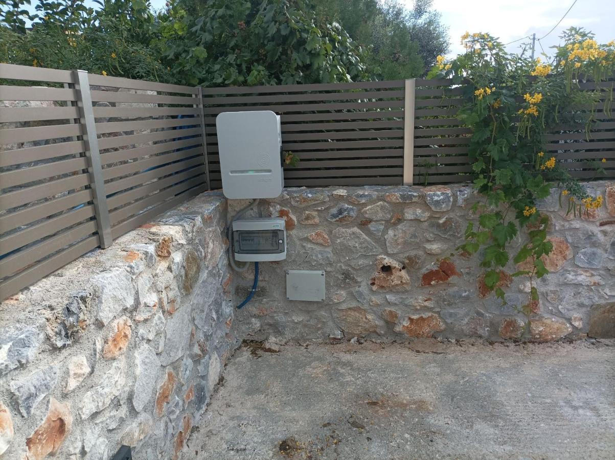 Villa Garifalia With Sauna & Hydromassage Chrissi Akti Chania Exterior foto